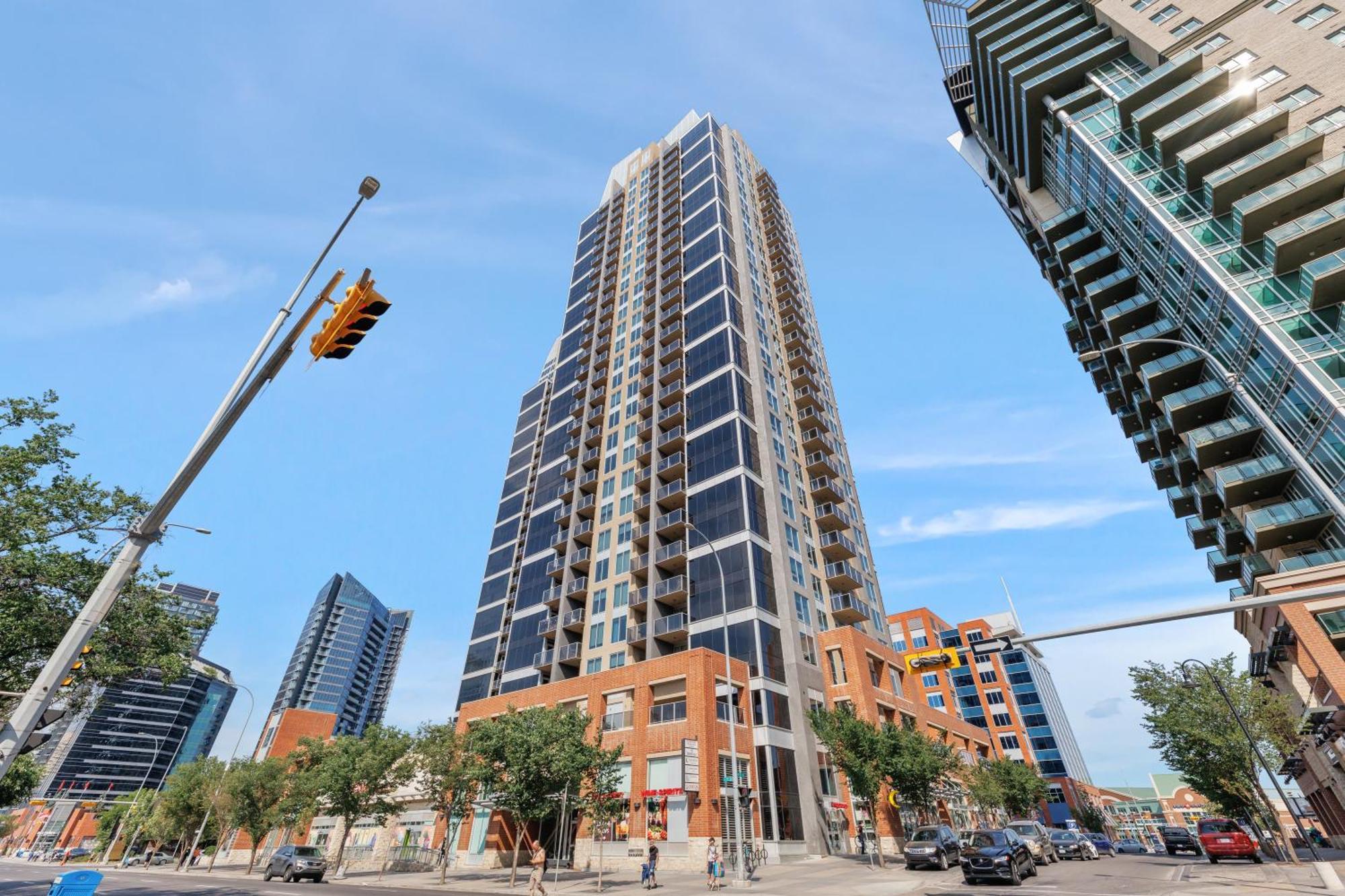 Heart Of Downtown Calgary Spacious Luxury Condo With Stunning Views And Premium Amenities 外观 照片